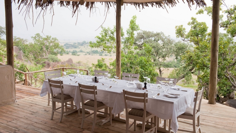 Lamai Camp Serengeti - Lunch mit Aussicht